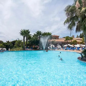 Alcazar Hotel